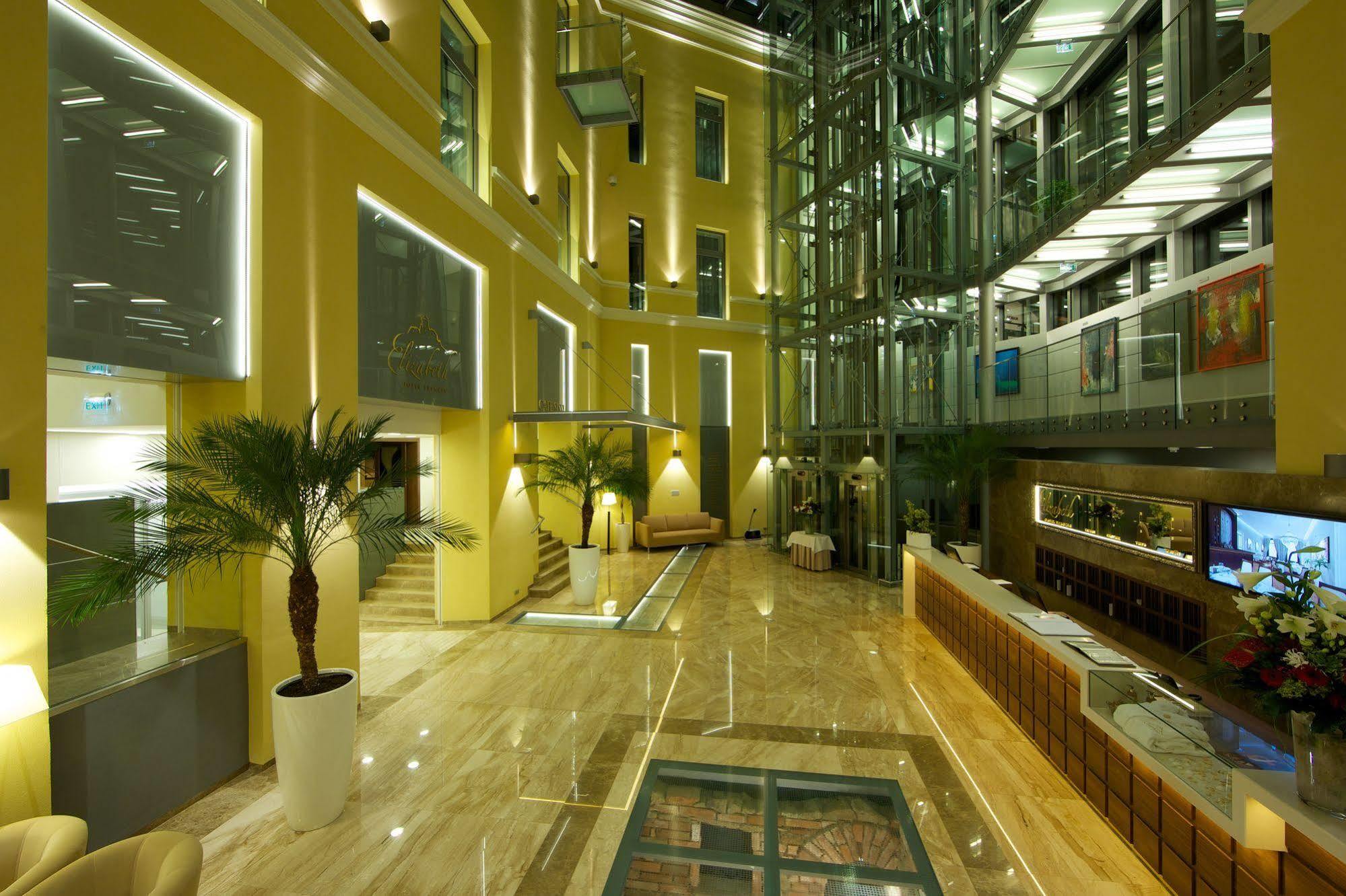 Hotel Elizabeth Trenčín Eksteriør billede